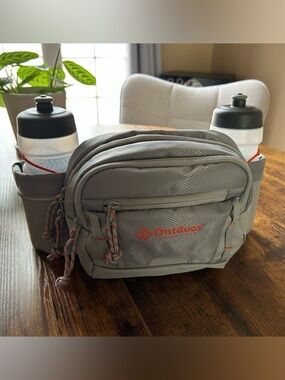 Gray Hydration Waist Pack with Dual Bottles